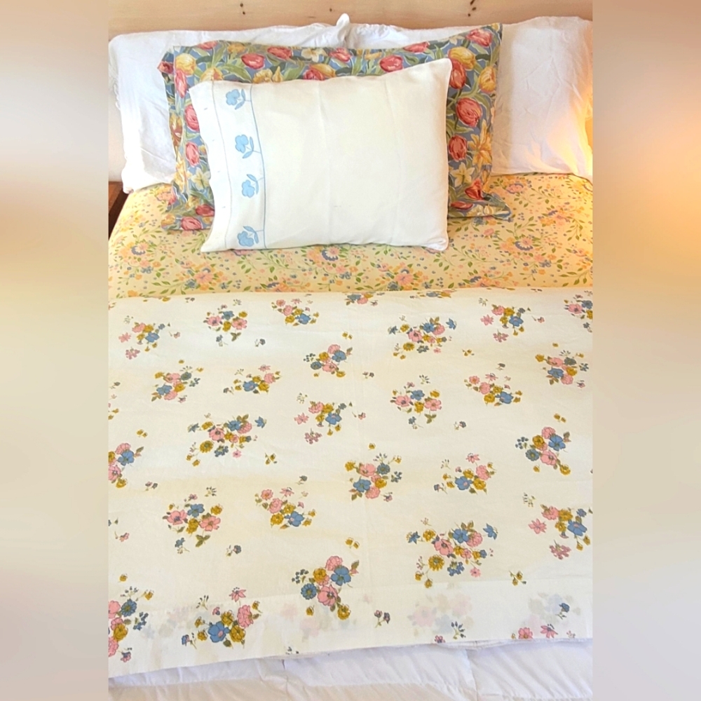 Vintage Full /Double Sz 4pc Bedding Curation - Picture 3 of 13